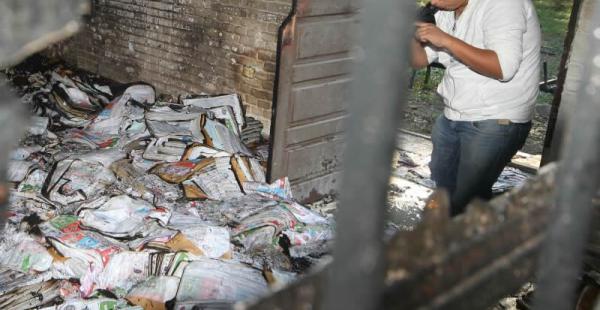 El material electoral se quemó en el incendio lo que pone en riesgo las elecciones