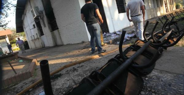 El material electoral se quemó en el incendio lo que pone en riesgo las elecciones