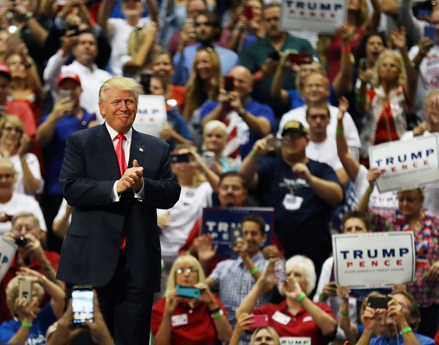 Trump, aclamado en uno de sus mítines.