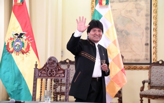 Evo Morales: Parte de la ayuda de Venezuela y China hemos desviado para cooperativistas