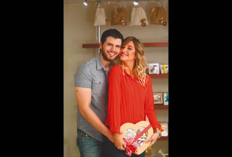 Sarita Rivera y Selim Majluf. “Puede ser que suene a cliché pero nosotros tenemos una relación muy linda y de mucha comunicación. Él es una persona muy noble, de buen corazón, caballero, detallista, amoroso, ‘familiero’, no pierde el niño que lleva dentro