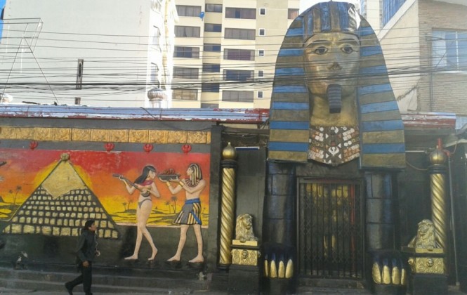 Abogada indica que el lunes destruirán la cabeza del “faraón” del bar Katanas