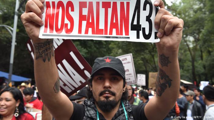 Mexiko Proteste Jahrestag vermisste Studenten aus Ayotzinapa