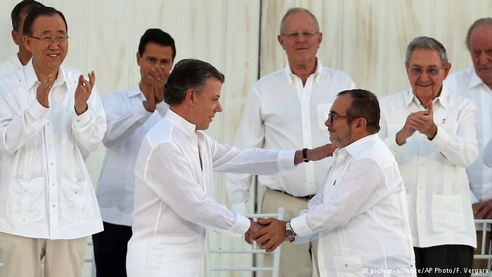 Kolumbien Unterzeichnung des Friedensvertrags