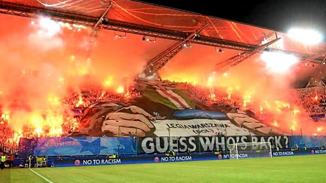 El duelo entre Legia de Varsovia y el Borussia Dortmund terminó en escándalo. Foto. Internet %image_alt%