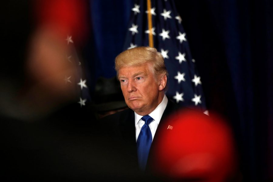 REUTERS/Mike Segar TPX IMAGES OF THE DAY