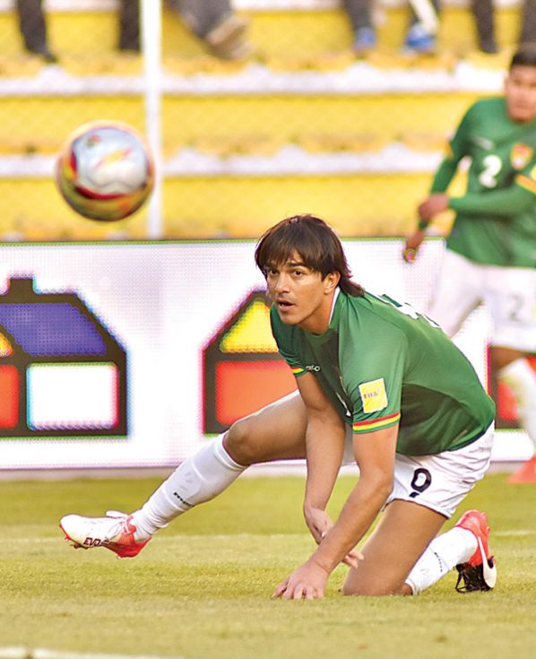 MARCELO MARTINS, DELANTERO DE LA SELECCIÓN NACIONAL.