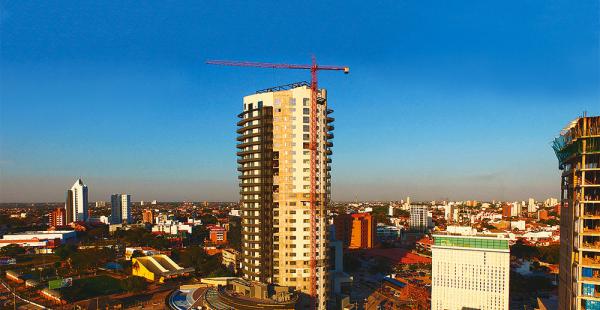 La torre de La Riviera está certificada para soportar sismos y vientos de más de 200 km/h en punta