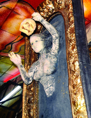 Pomba Gira, la imagen adorada en el Katanas