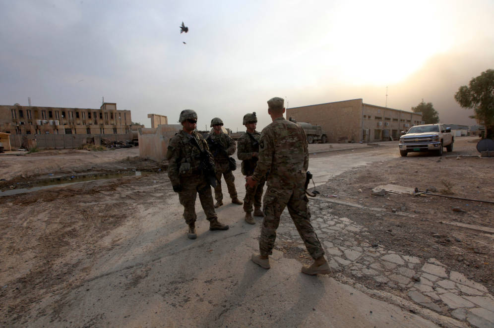 Foto: Soldados estadounidenses en una base en la zona de Makhmour, cerca de Mosul, durante la ofensiva contra el ISIS, el 18 de octubre de 2016. (Reuters)