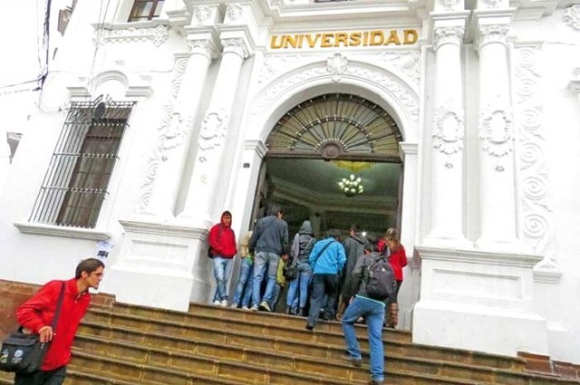 El frontis de San Francisco Xavier. Foto: Archivo