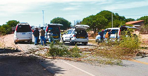 El  bloqueo en la carretera a Yacuiba tiene carácter indefinido