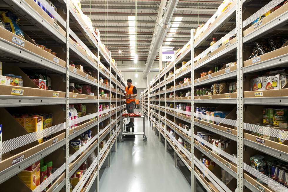 El centro logístico que Amazon tiene en Castellbisbal (Barcelona) El centro logístico que Amazon tiene en Castellbisbal (Barcelona)