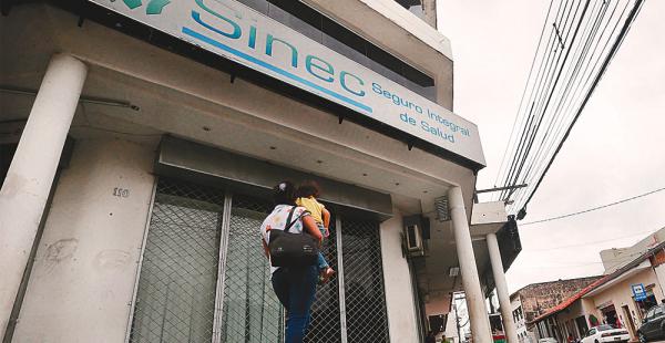 Un paro de tres horas, el viernes, es la primera movilización de los trabajadores del Sinec