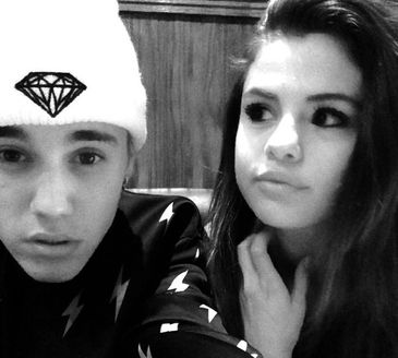 selena y justin