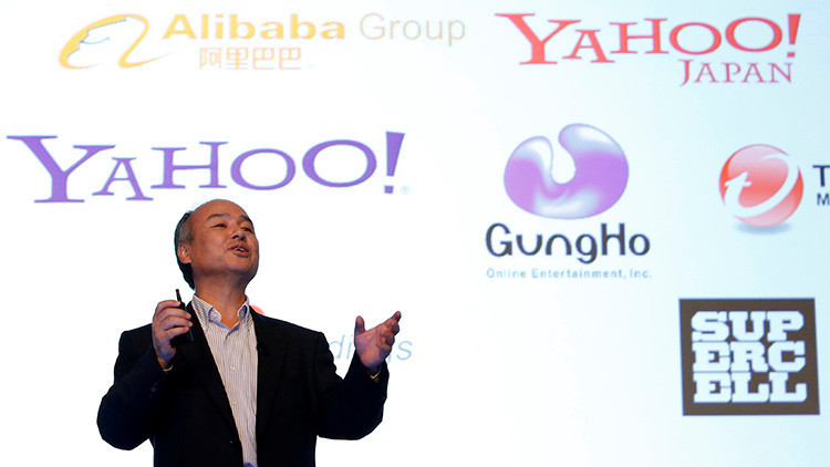 El director general de SoftBank, Masayoshi Son, detalla las ganancias de la compañía dua¡rante una conferencia celebrada en Tokio, Japón, 28 de julio de 2016