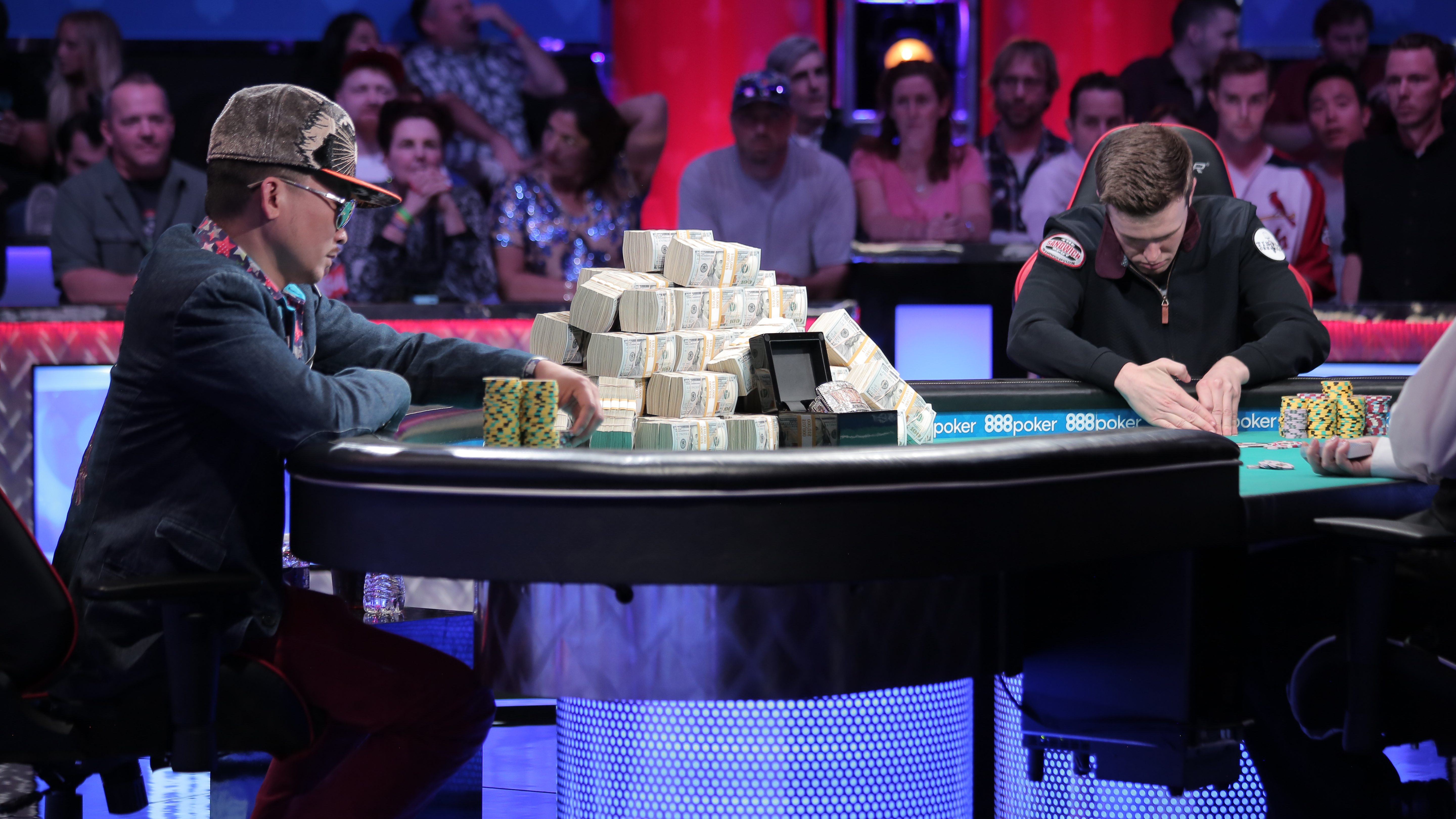 Qui Nguyen gana el Main Event de las WSOP por más de 8 millones 101