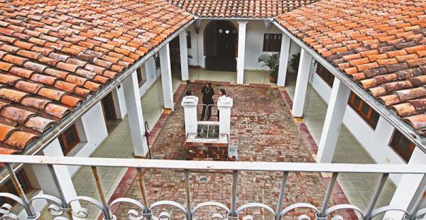 En el segundo patio hay una especie de porche al descubierto. Se usará como escenario para conciertos