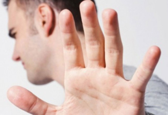 1109_hombre_diciendo_no_g