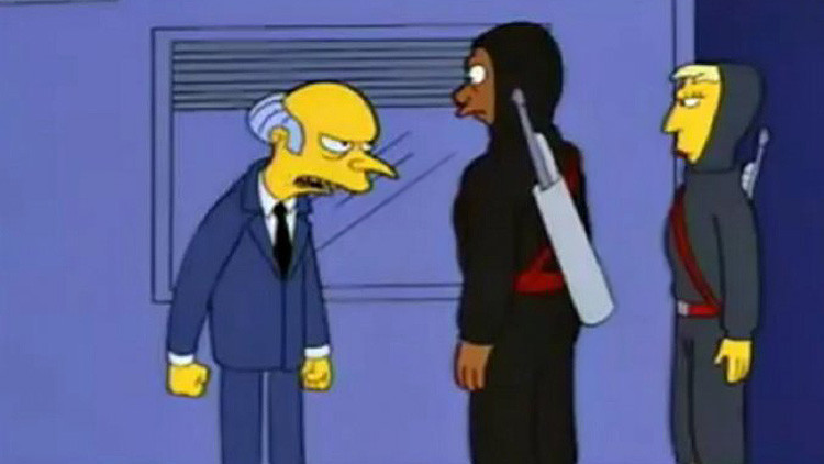 Escena del capítulo 'Dos coches en cada garaje y tres ojos en cada pez' de la serie 'Los Simpsons'