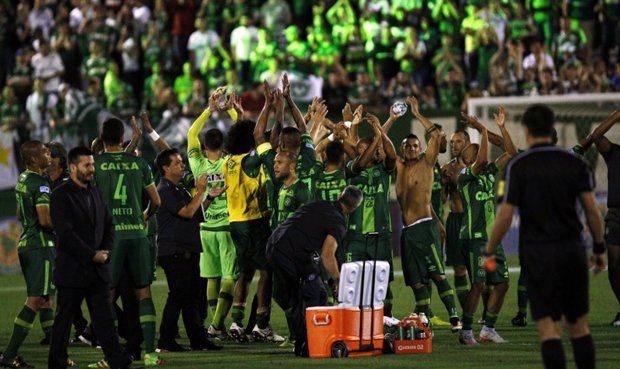 El Chapecoense recibirá un merecido homenaje del Atlético Nacional