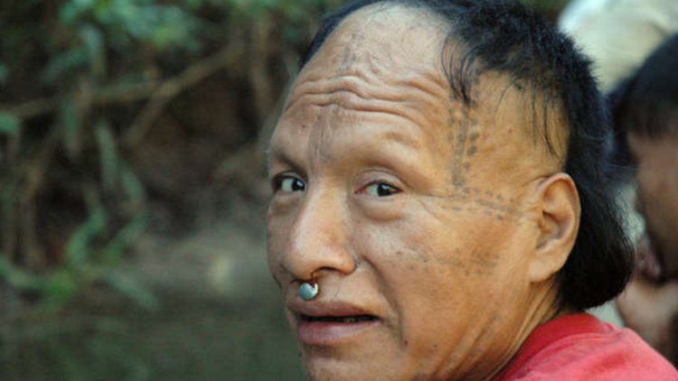 Un hombre murunahua recientemente contactado