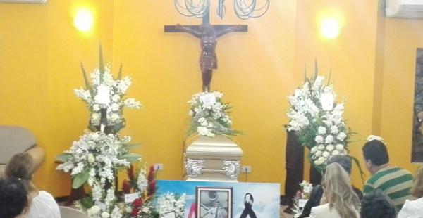 Los cuerpos que llegaron a Viru Viru ya son velados en una funeraria cruceña
