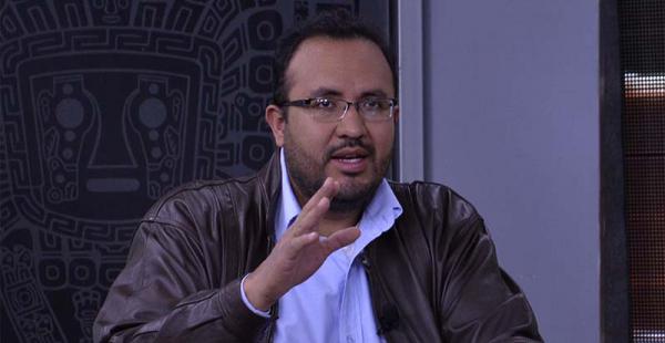 El ministro Claros agenda el tema