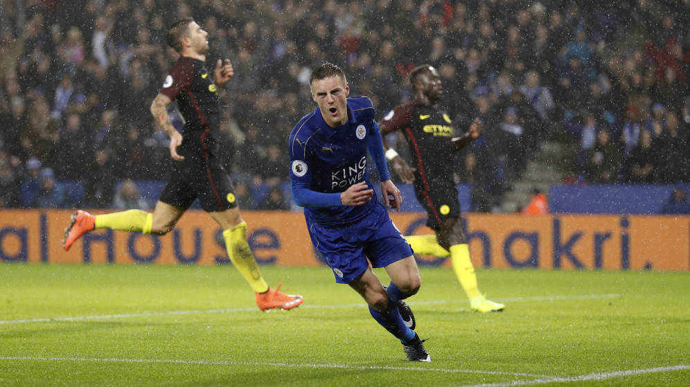 Foto: El 'hat-trick' de Vardy fue insuperable (Darren Staples/Reuters).