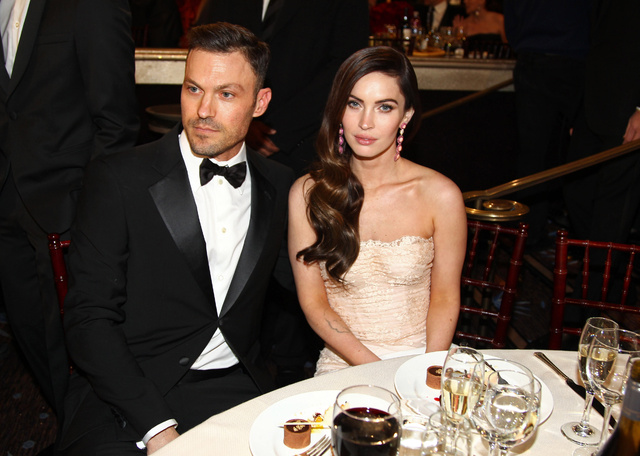 Megan Fox con Brian Austin Green en los Globos de Oro de 2013.