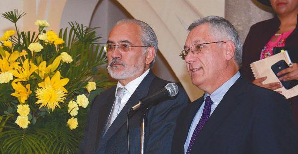 Los expresidentes Carlos Mesa y Eduardo Rodríguez Veltzé trabajaron juntos en la defensa de la demanda marítima en contra de Chile