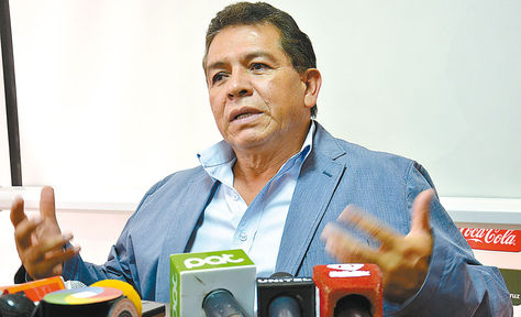 El titular de la FBF, Rolando López. Foto: Fernando Cartagena-Archivo