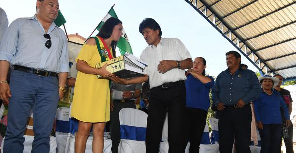La alcaldesa Sandra Muñoz recibió al presidente Morales