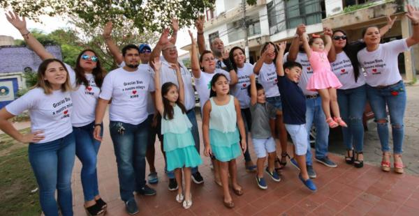 La familia Suárez se ha organizado para recibir a Ximena, sobreviviente a la tragedia del vuelo de LaMia