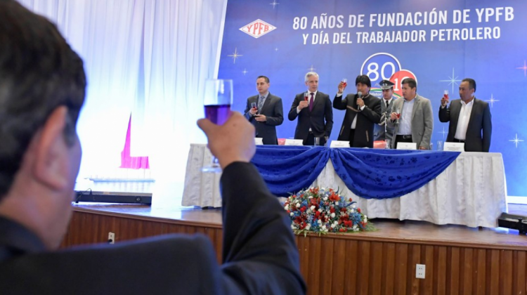 80 aniversario YPFB