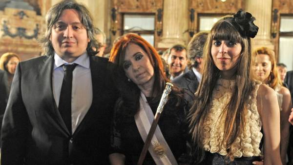 Los Kirchner removidos de sus cargos en Los Sauces SA. Foto Archivo Clarín.
