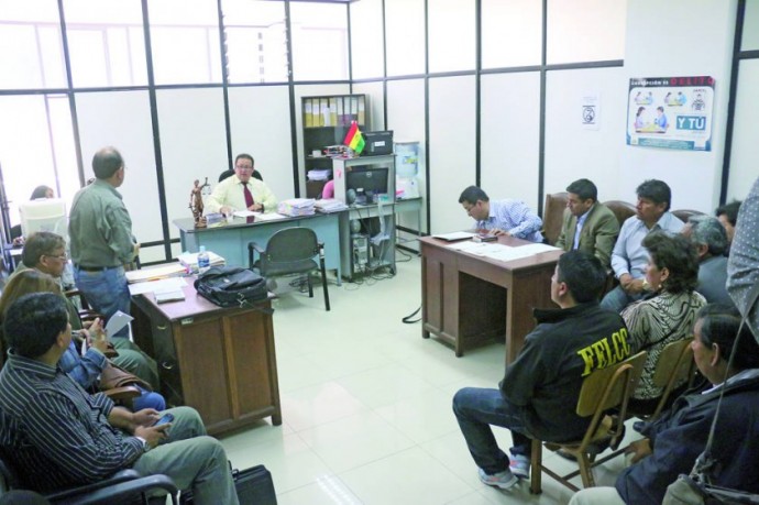PROCESO. La audiencia de medidas cautelares del secretario General de la Alcaldía de Sucre, Enrique Leaño, fue ayer. 
