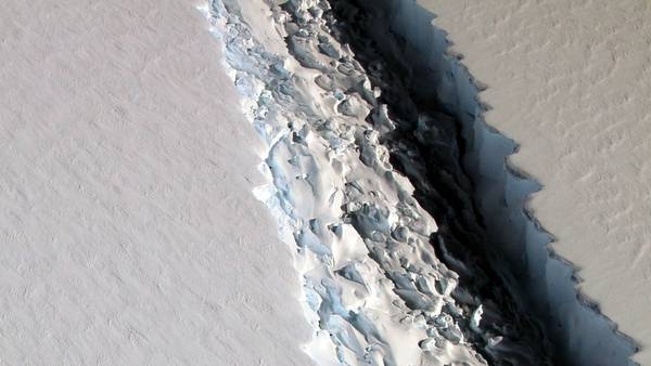 La enorme grieta en la Antártida