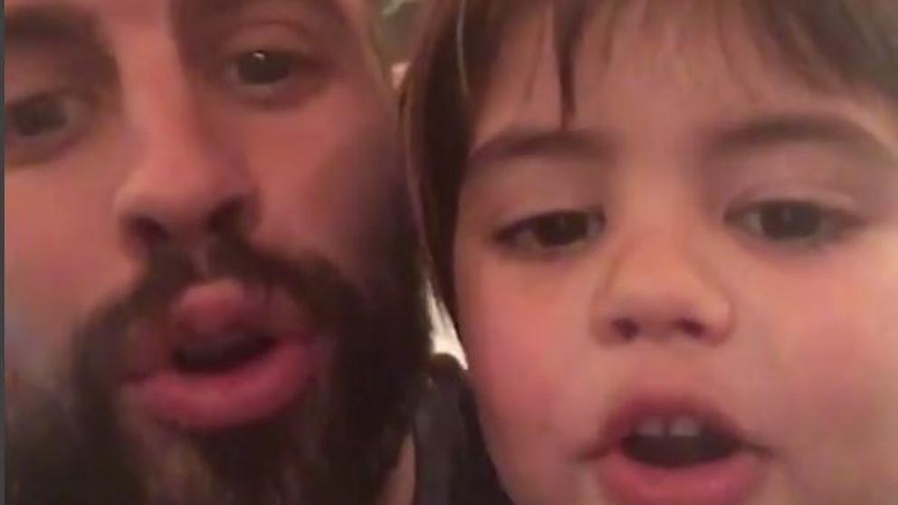 Gerard Piqué enseña cánticos del Barça a su hijo Milan
