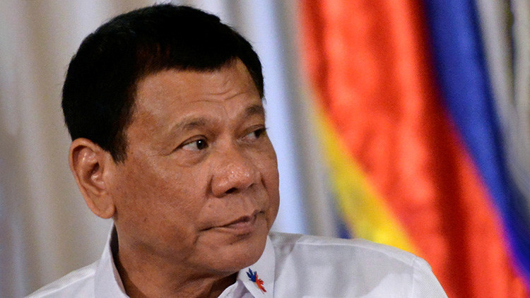 El presidente de Filipinas carga contra el catolicismo y propone fundar la 'Iglesia ni Duterte'