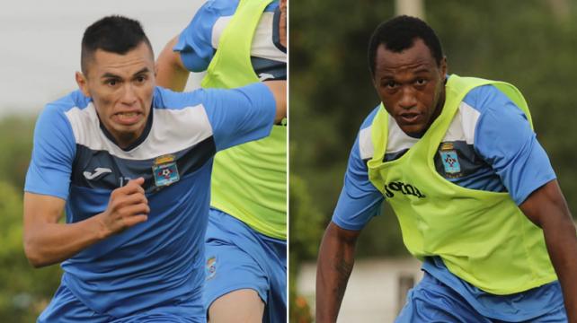 Juan Carlos Zampiery (Izq.) y Gustavo Pinedo jugaron pocos minutos en el torneo Apertura. Foto: Archivo %image_alt%