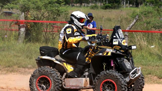 Suany Martínez, en plena competencia entre Asunción y Resistencia (Argentina). Foto. Jorge Gutiérrez %image_alt%