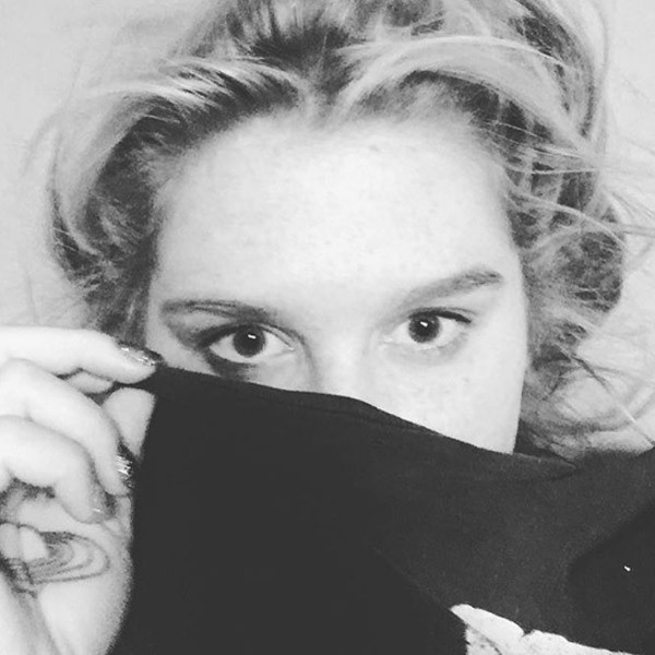 Kesha, Instagram