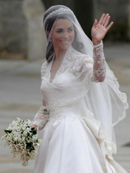 El vestido de novia de Kate Middleton 6