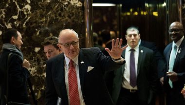 Rudolph Giuliani no integrará el gabinete de Donald Trump. (Drew Angerer/Getty Images)