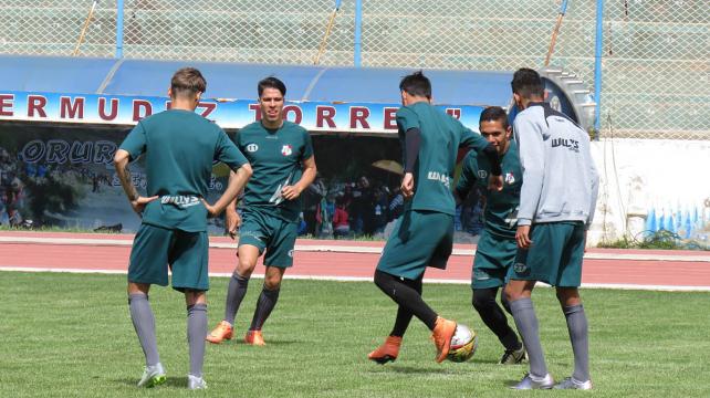 Nacional Potosí cerró prácticas en Oruro con miras al debut ante Petrolero. Foto: Etzhel A. Llanque %image_alt%