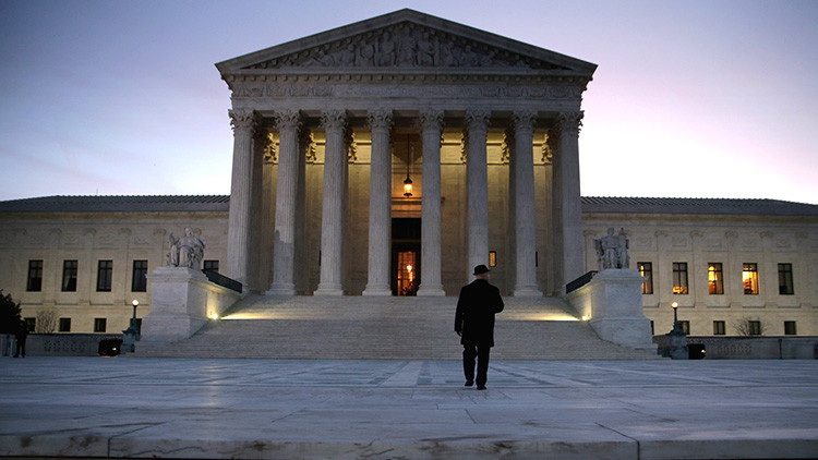 La Casa Blanca 'borra' al poder judicial de su web