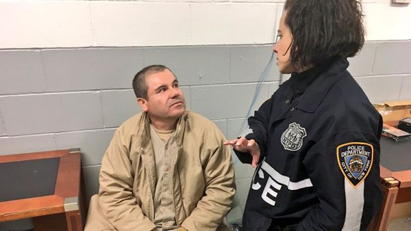 Joaquín “El Chapo” Guzmán (@ShimonPro)
