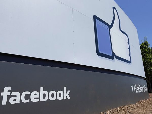 Facebook se prepara para comercializar contenidos de televisión mediante una aplicación para decodificadores.