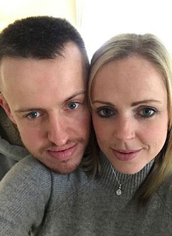 Graham McQuet y su novia Marianne Stirling. Sharp siguió sus pasos durante cuatro años para simular una vida feliz junto al hombre